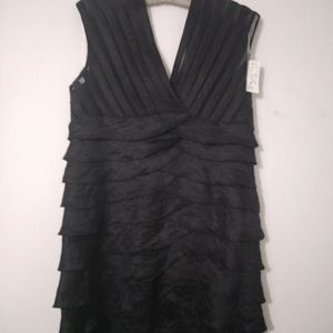 Scarlett Nite Size 16 'Little Black Dress'